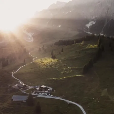 Hotel Alpengasthof-hotel Kopphuette 3*